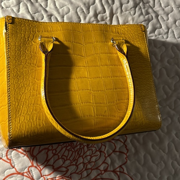 KATE SPADE SMALL QUINN MUSTARD BAG - Picture 12 of 16